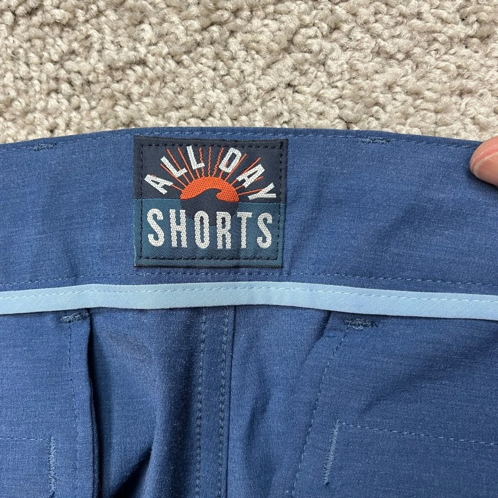 Faherty All Day Shorts Mens 33 Blue Stretch Flat Front Drawstring Hybrid EUC